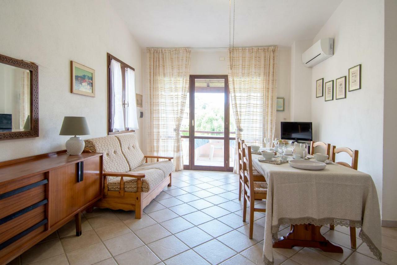 Rosa Holiday Home Villasimius Exteriör bild